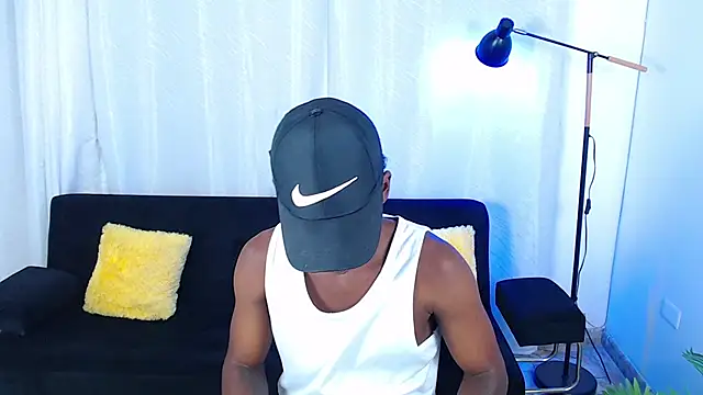 alexaandro18 webcam