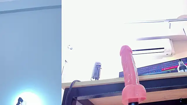 emilytowzen webcam