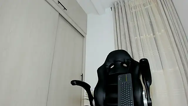 Biscuit_oliva webcam