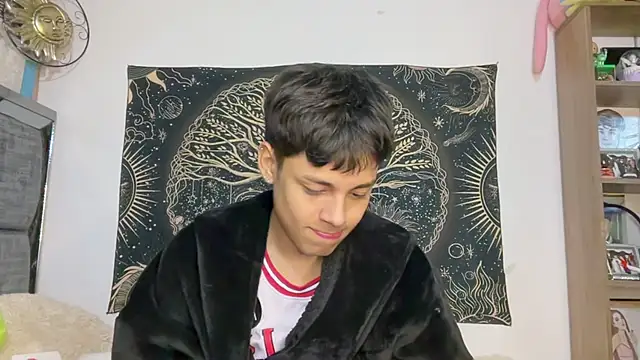 Bldavioro45 - Male webcam sex chat