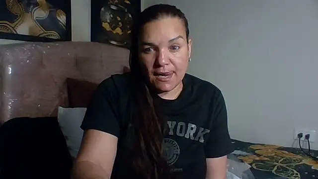 Zuleyka_69 webcam