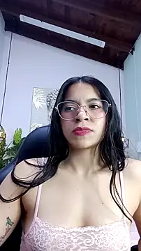 lalytulu99 (F young) - PLAY WITH MY ASSHOLE 2 FINGER INSIDE