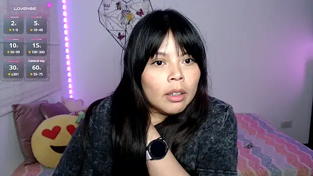 EllieMoonX webcam