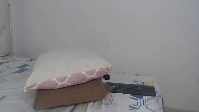 AlannaHarper webcam