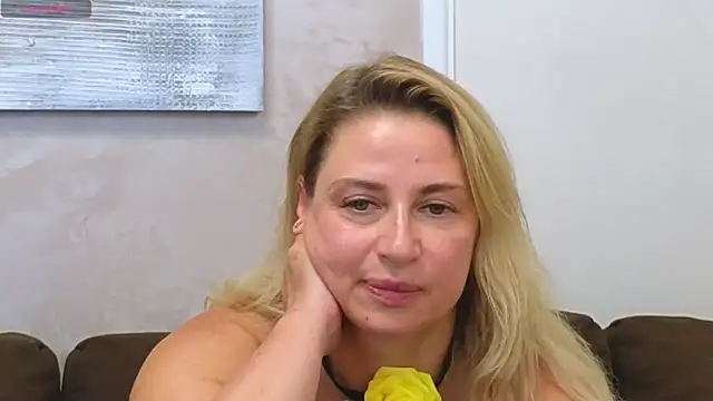Watch Lady_Murenza live on EroticFlix - High definition streams