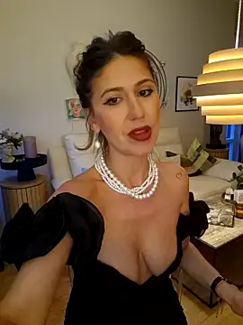 CelynaRoss webcam