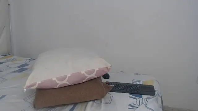 AlannaHarper webcam