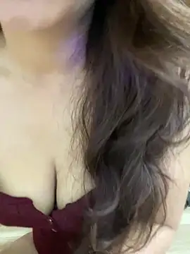 Watch anna_sexy69 live on EroticFlix - High definition streams