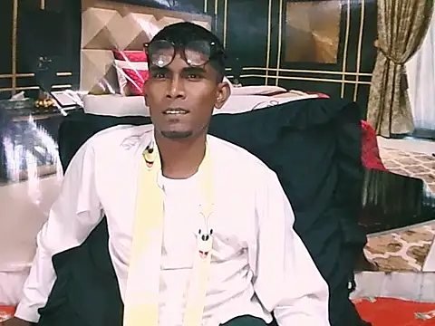 IndianThuggin webcam