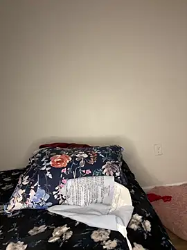 treasurebabii webcam