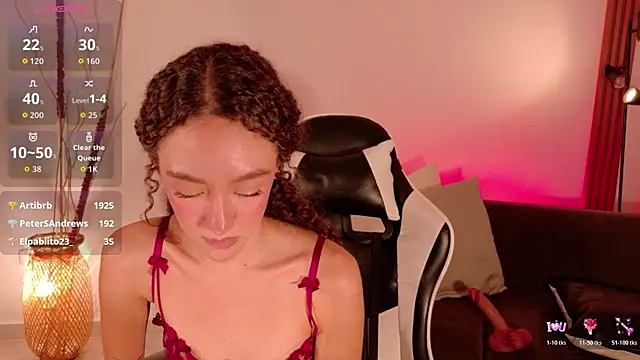 ChloeMoreti webcam