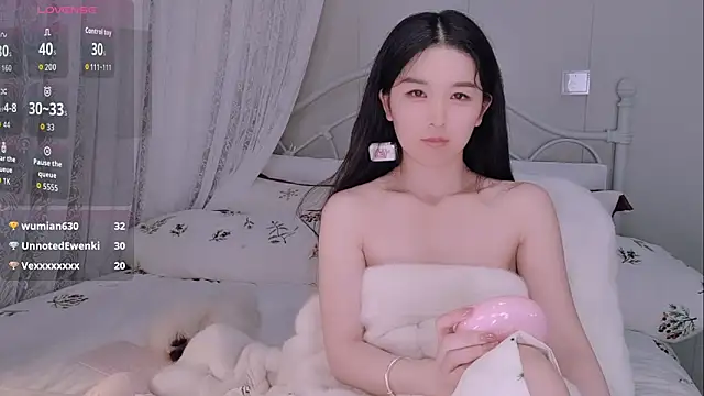 Watch BingLin- live on EroticFlix - High definition streams