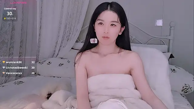 BingLin- live cam on StripChat