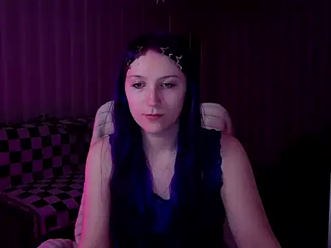 violet-siren-x (Ask my age) - footjob