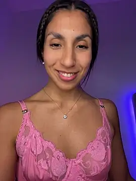 MaddyX__ live cam room