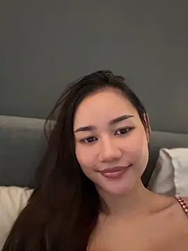 SweetThaiGirlfriend webcam