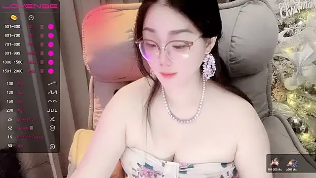 Monica-666888- webcam