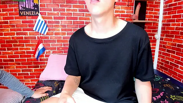 Hoot_boyss_ webcam