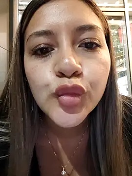 alana_69 webcam