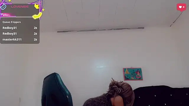 Oriana_braom webcam