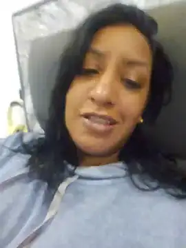 LadyNahir webcam