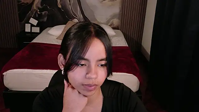 Watch SofiaMante_ live on EroticFlix - High definition streams