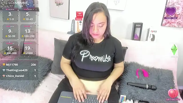 Lele_669 webcam