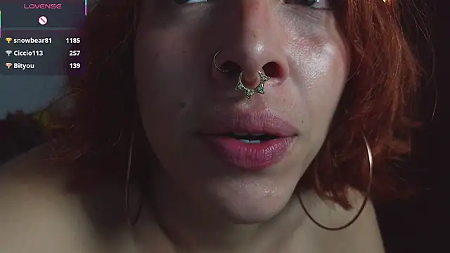 bri_von_dhara__ webcam