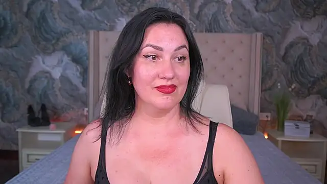 VelvetLuck webcam