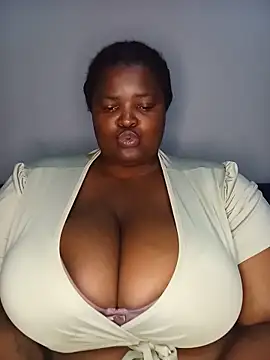 ChubbyLucia webcam