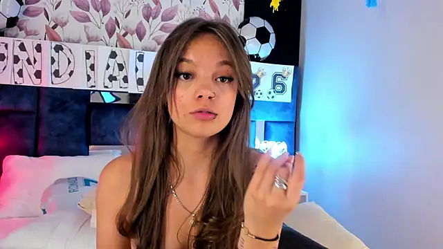 AmmyJones_ webcam