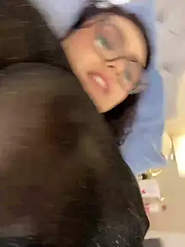 AlmaraRouge webcam