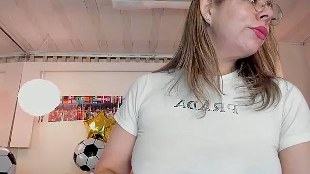ramonasimons's live room