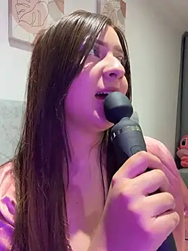Watch Zoe_Lennoxx live on EroticFlix - High definition streams