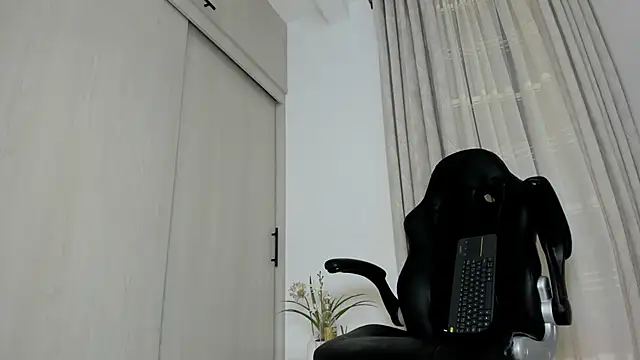 Biscuit_oliva webcam