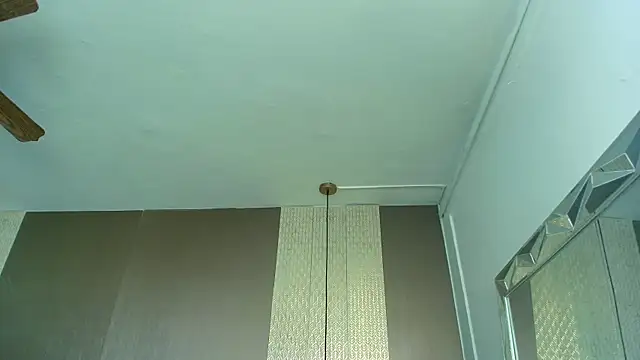 Tiifany_Baker webcam