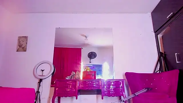 MISTRESS-BBCTSX live cam on StripChat