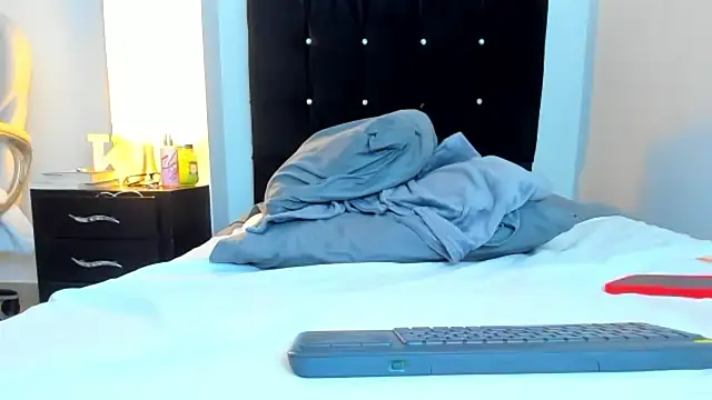 kathyajhonss webcam