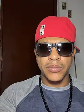 bigdick211292 webcam