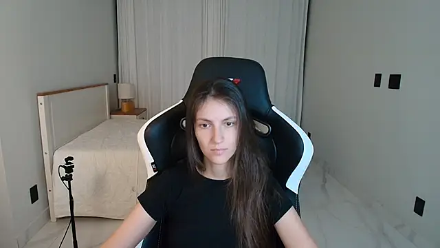 upssnowy (F young) - finger ass