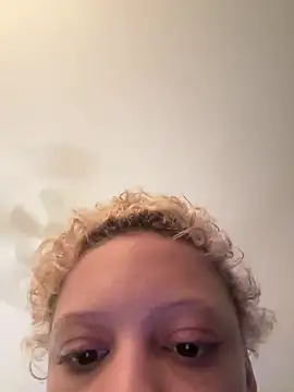 jojosbizarrelyf live cam on StripChat