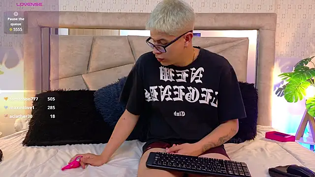 evie_demn (G teen) - Spank ass x 5 🍑