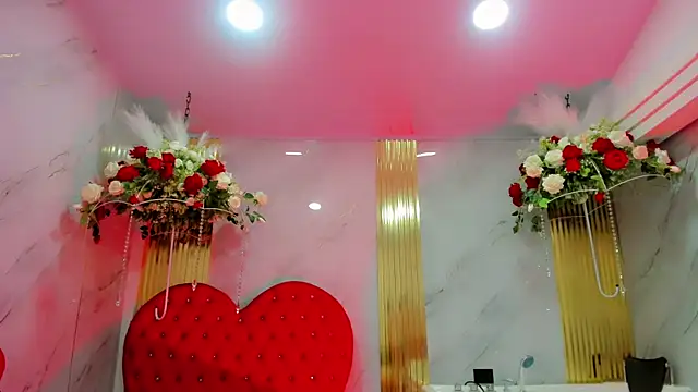 alicee__mature live cam on StripChat