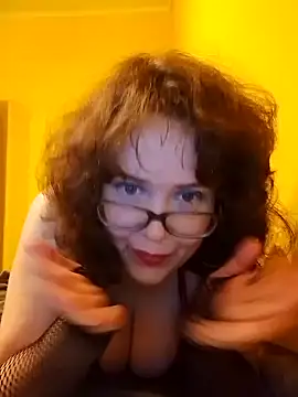 katarinastripper (F young) - Massage tits with oil