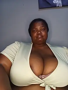 ChubbyLucia webcam