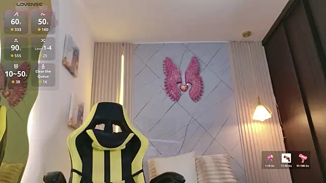 Watch Sara_swift9 live on EroticFlix - High definition streams
