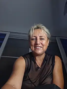 almaluna7 webcam