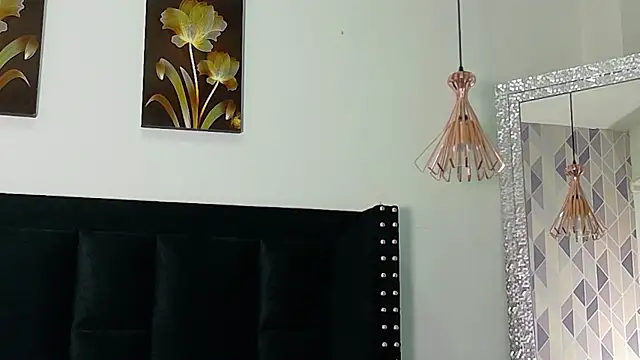 kinkyandsavage webcam