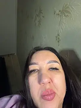 Naughtbaby_2025 webcam