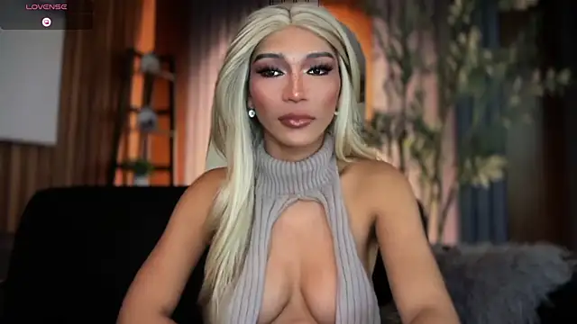 Maria_Manika webcam